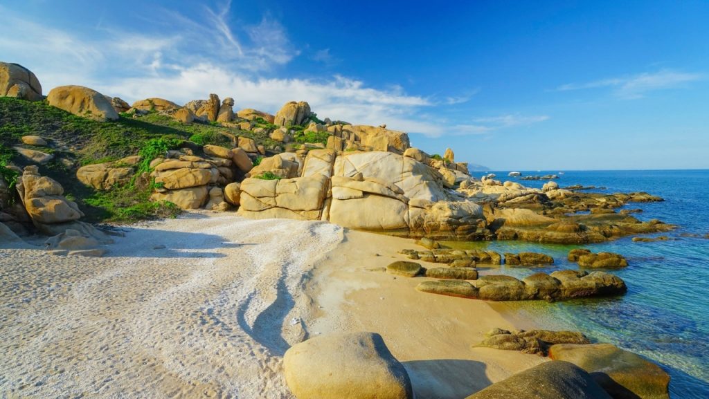 Thuê xe 16 chỗ đi Cù lao câu Phan Thiết Mũi Né
