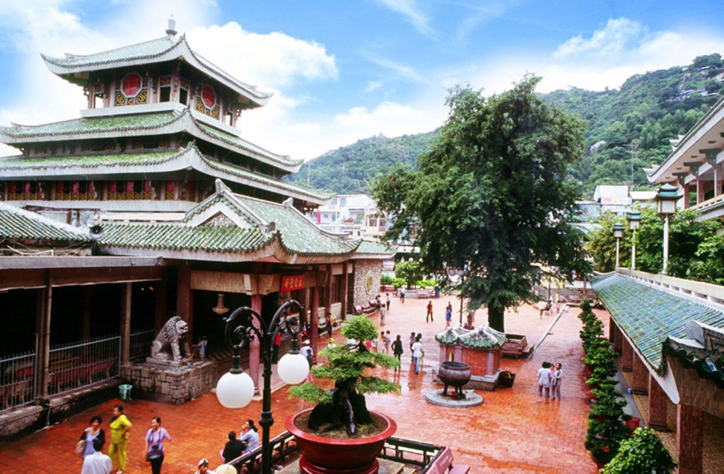Quang cảnh chùa Bà Châu Đốc An Giang Quang cảnh chùa Bà Châu Đốc An Giang