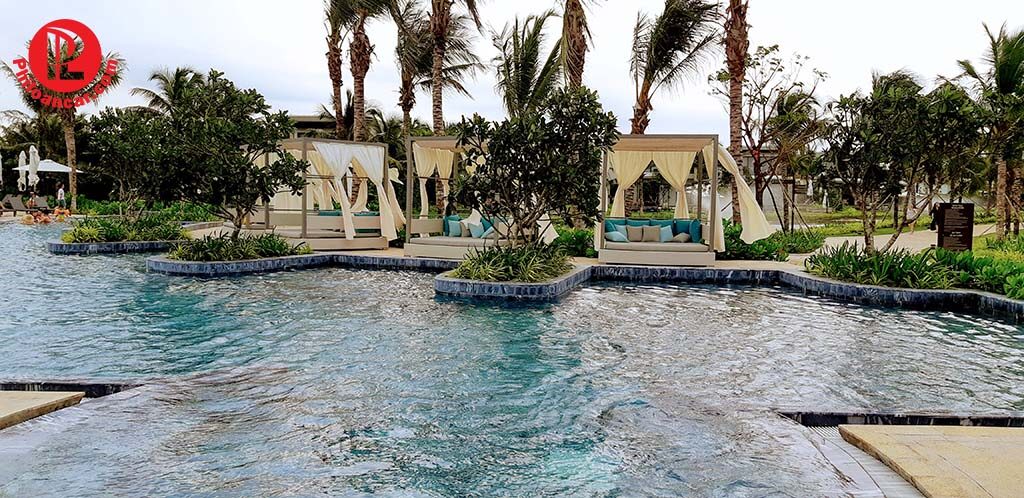 Khu vực Hồ Bơi chính Melia Hồ Tràm Resort Khu vực Hồ Bơi chính Melia Hồ Tràm Resort