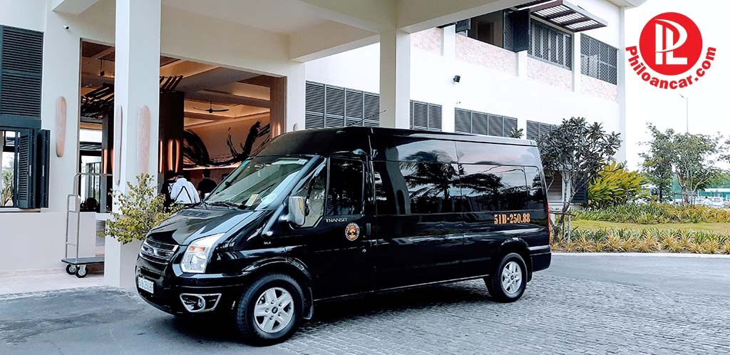 Thuê xe 16 cho đời mới Ford Transit Luxury đi Melia Hồ Tràm Thuê xe 16 cho đời mới Ford Transit Luxury đi Melia Hồ Tràm
