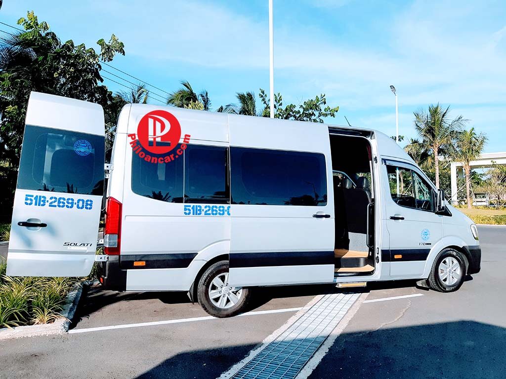 Cho thuê xe 16 chỗ đời mới Hyundai Solati đi Melia Hồ Tràm Cho thuê xe 16 chỗ đời mới Hyundai Solati đi Melia Hồ Tràm