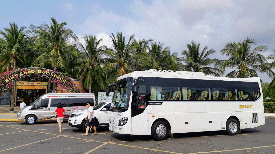 Xe Phi Loan 29 chỗ tại SeaLink City