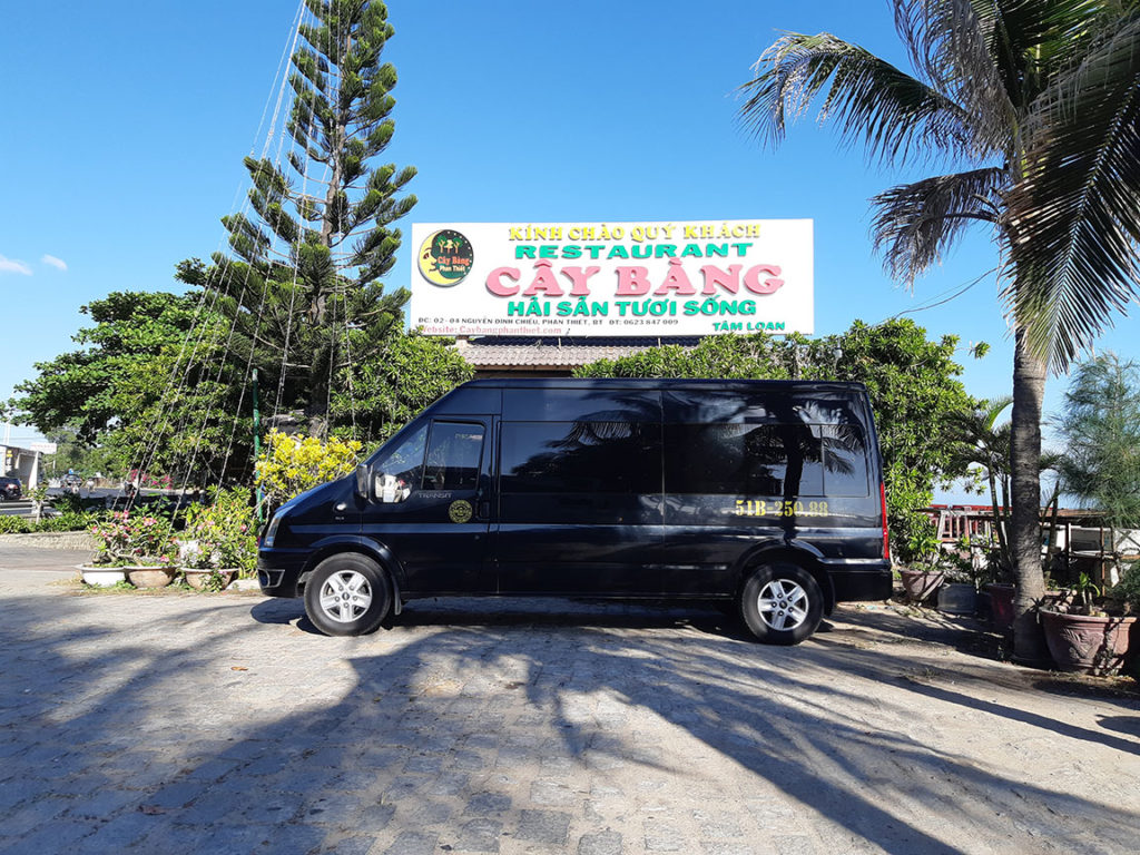  Xe Phi Loan tại nhà hàng Cây Bàng Mũi Né