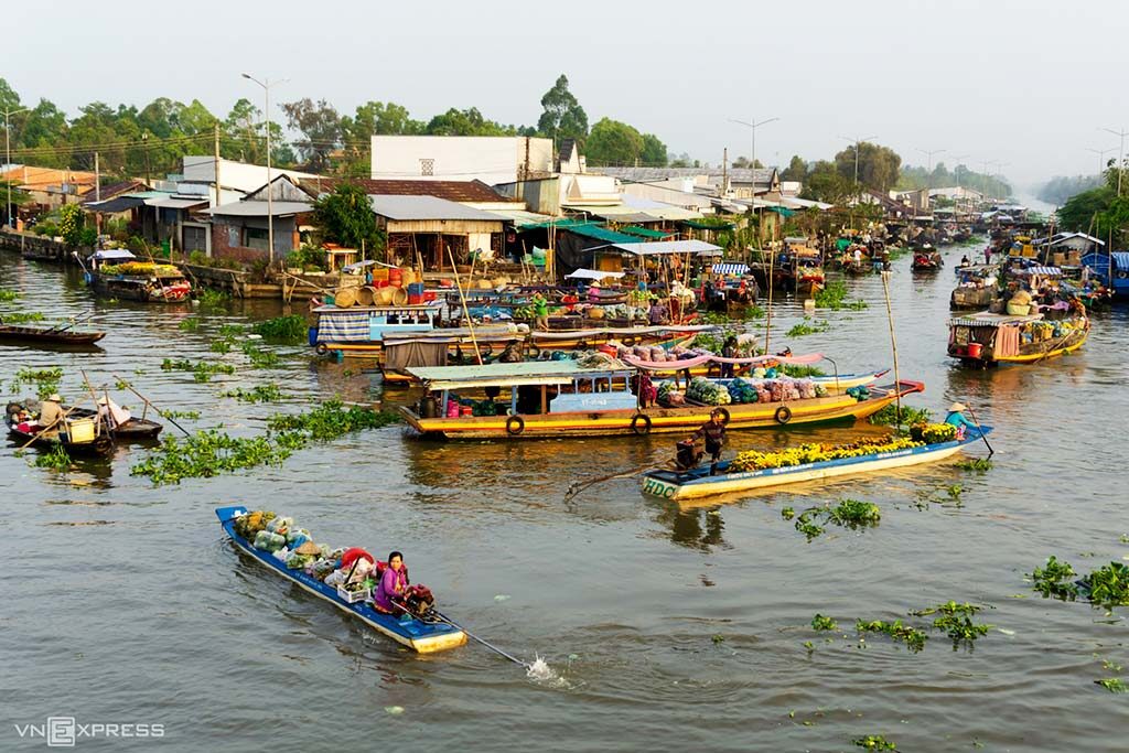 Chợ nổi Ngã Năm ( ảnh ST )